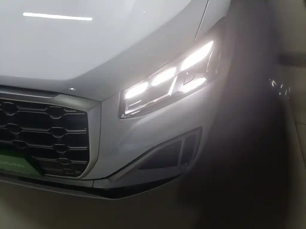 Audi Q2L — миниатюра 24