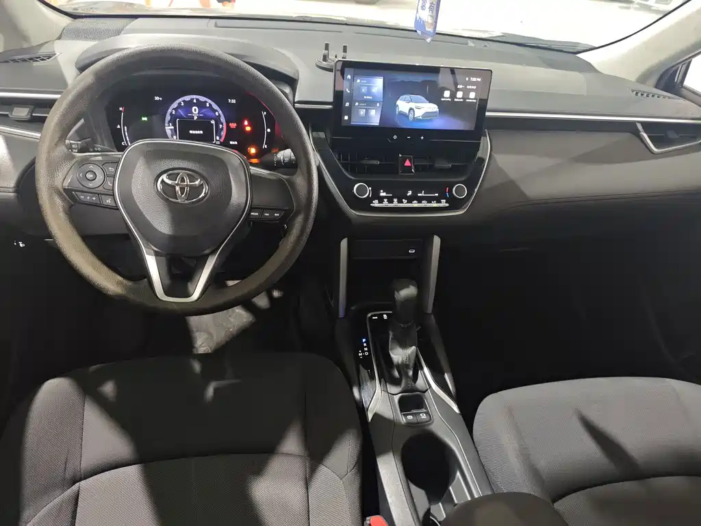 Toyota Frontlander — миниатюра 7