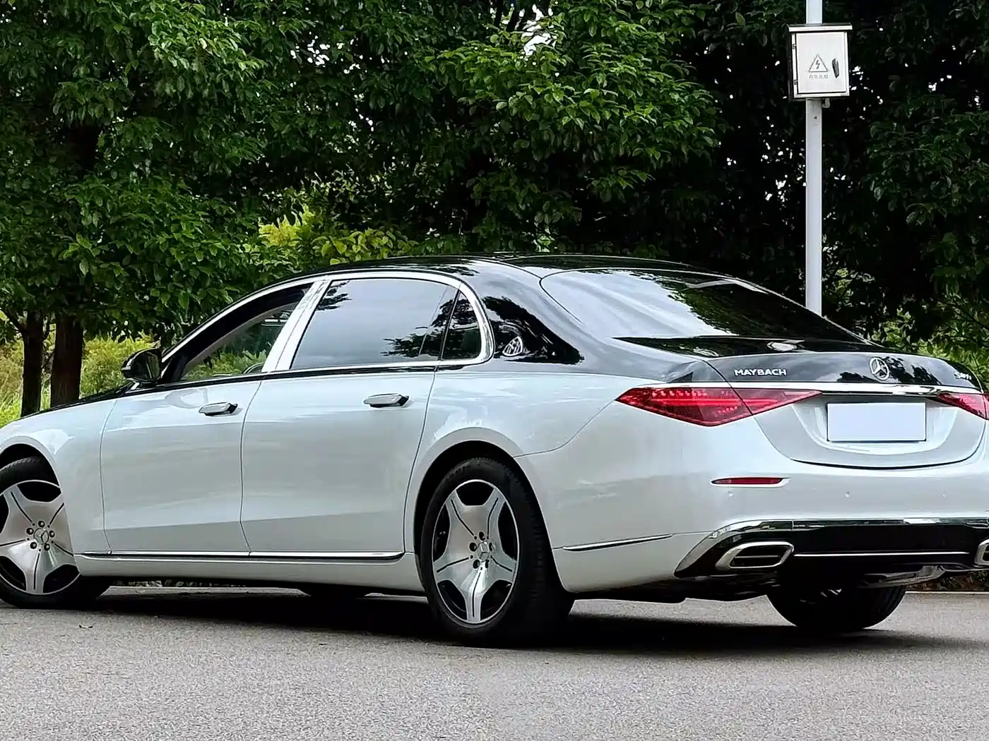 Mercedes-Benz Maybach S-Class