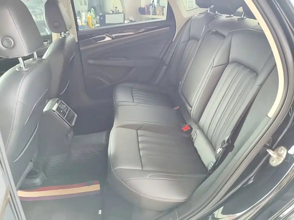 Volkswagen Passat — миниатюра 17