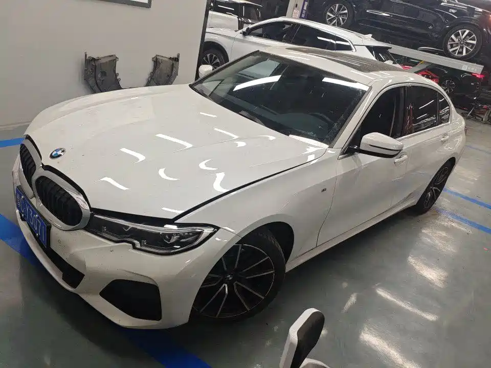 BMW 3 Series 2022