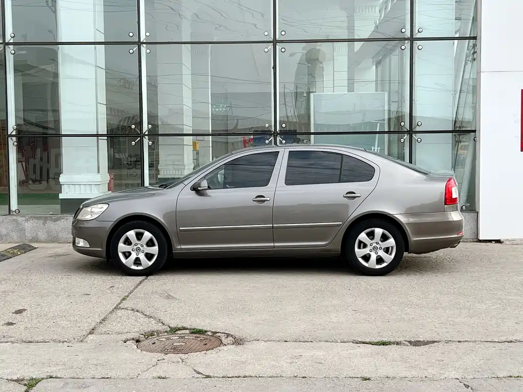 Skoda Octavia — миниатюра 8