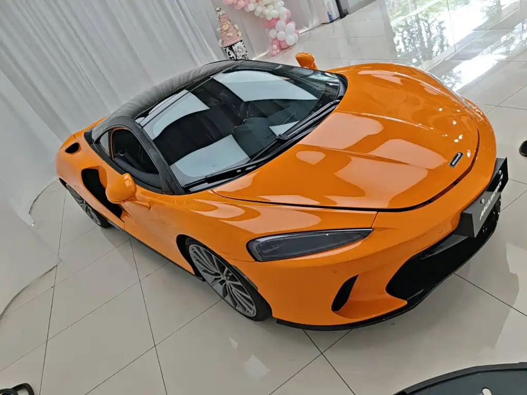 McLaren GT — миниатюра 2