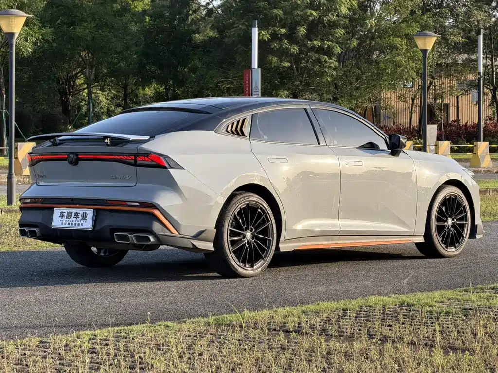 Changan UNI-V — миниатюра 7