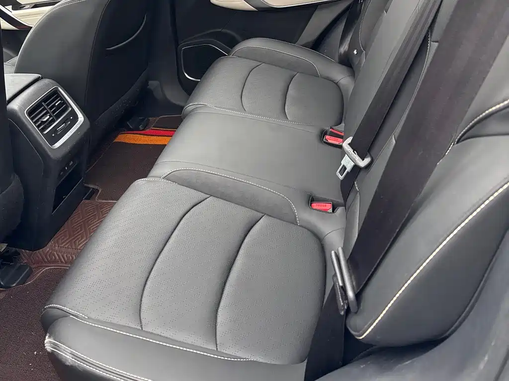 GEELY AUTOMOBILE BOYUE