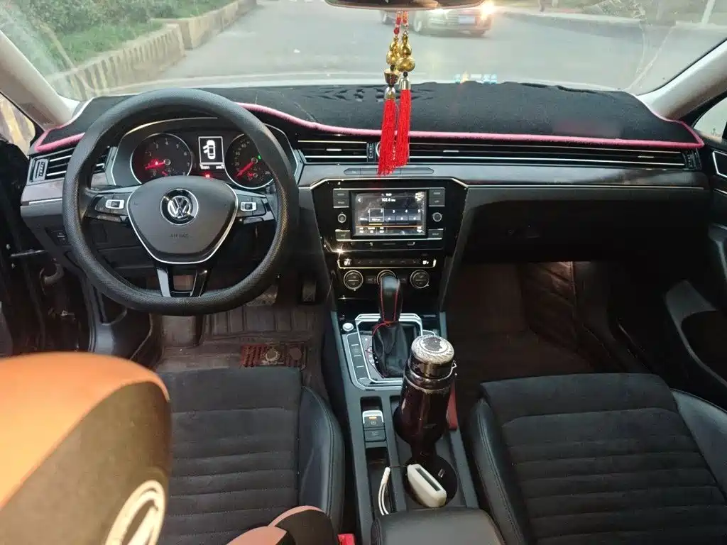 Volkswagen Magotan — миниатюра 5