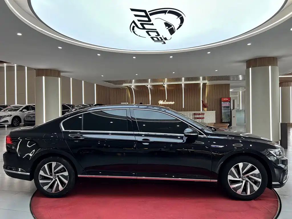 Volkswagen 迈腾 PHEV — миниатюра 4