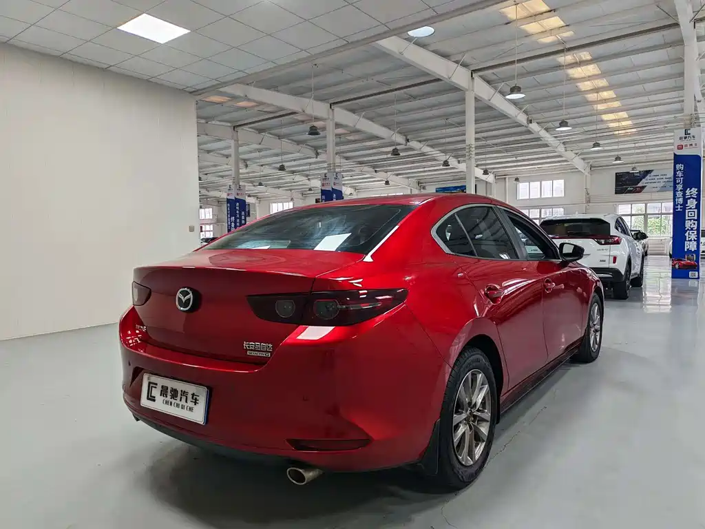 Mazda 3 Axela — миниатюра 4