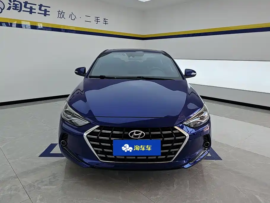 Hyundai Elantra — миниатюра 2