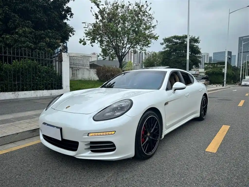 Porsche Panamera 2015