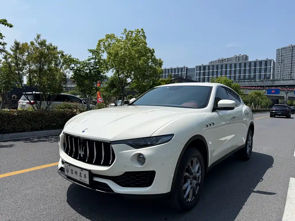 Maserati Levante 2021