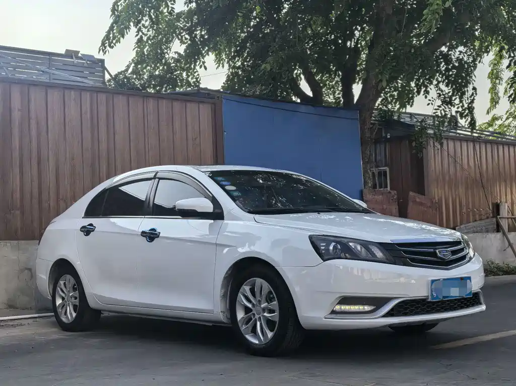 Geely Emgrand — миниатюра 3
