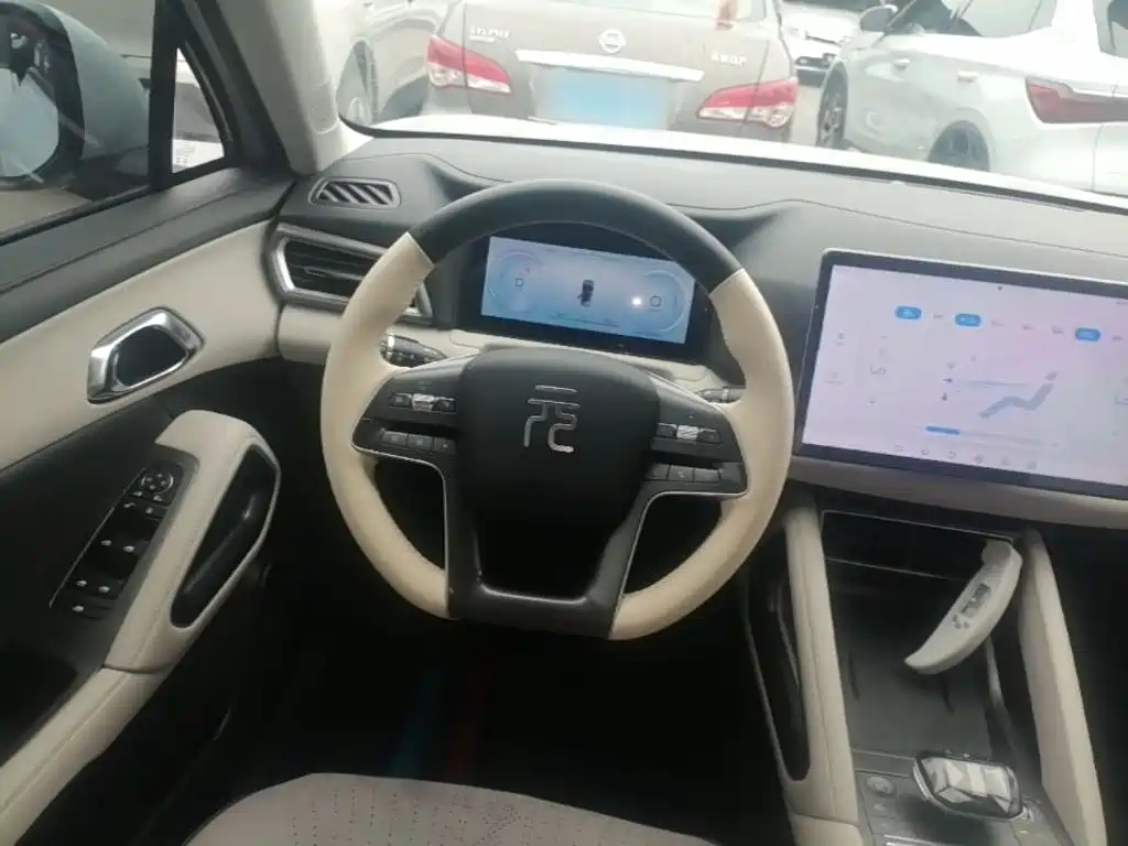 BYD Yuan UP — миниатюра 11