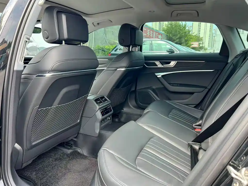 Audi A6L — миниатюра 7
