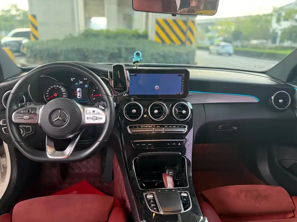 Mercedes-Benz C-Class — миниатюра 10