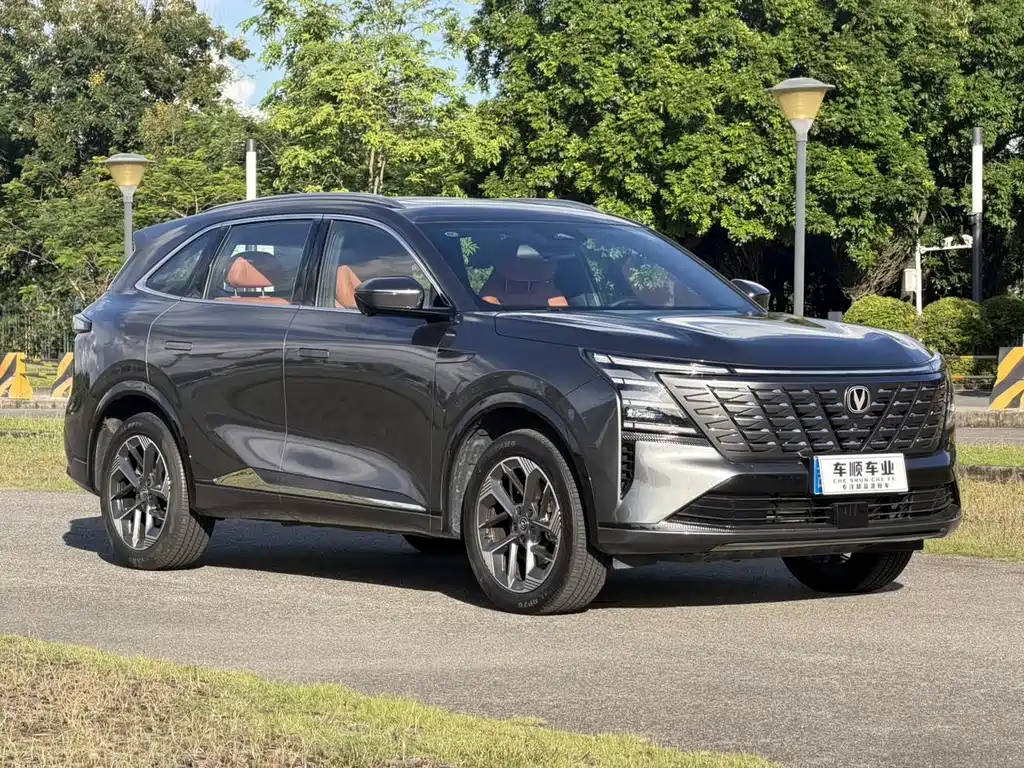 Changan Changan CS75PLUS — миниатюра 3