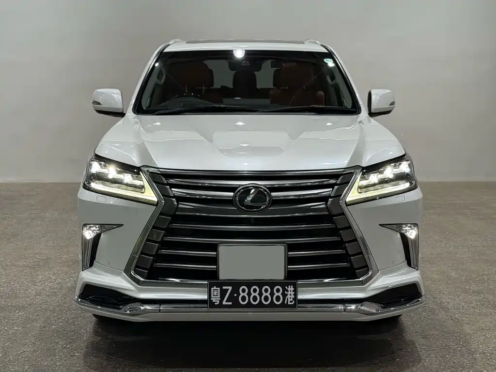 Lexus LX 2019 570