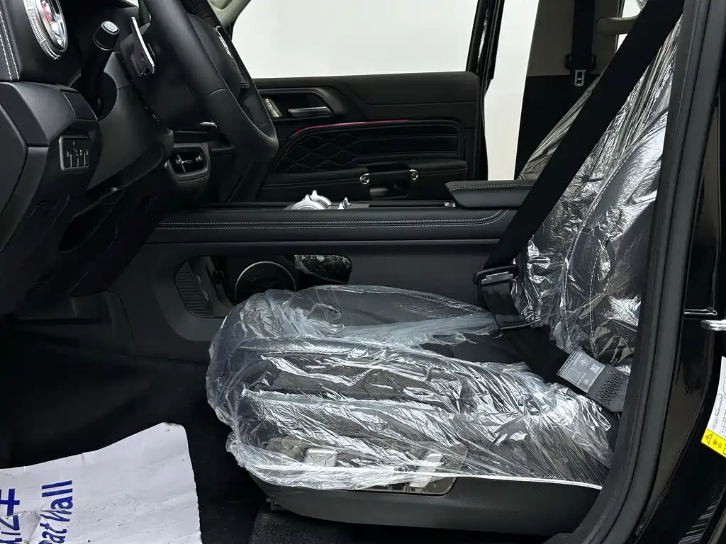 TANK TANK 300 NEW ENERGY