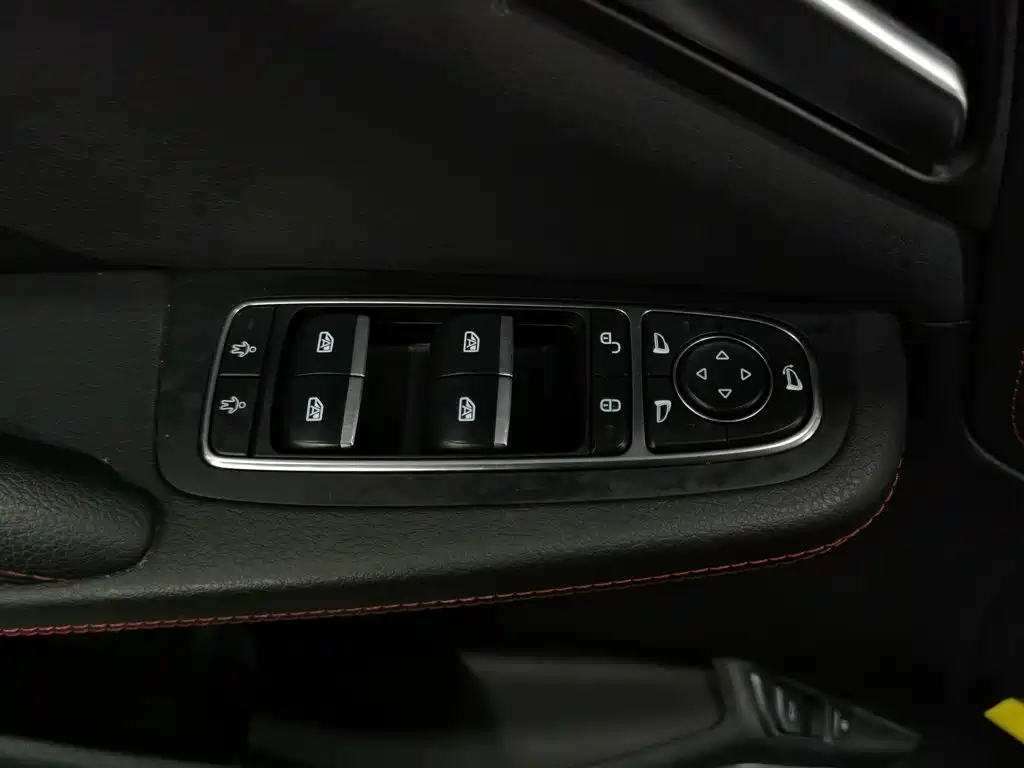 BYD Tang New Energy — миниатюра 9