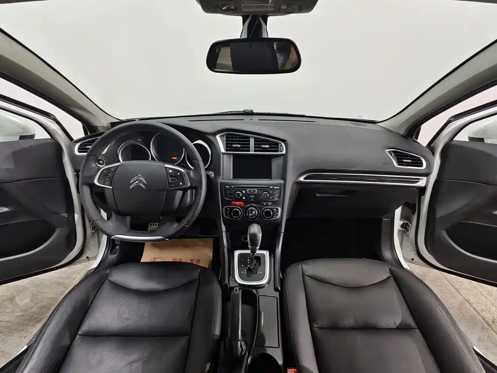 Citroen C4L — миниатюра 9
