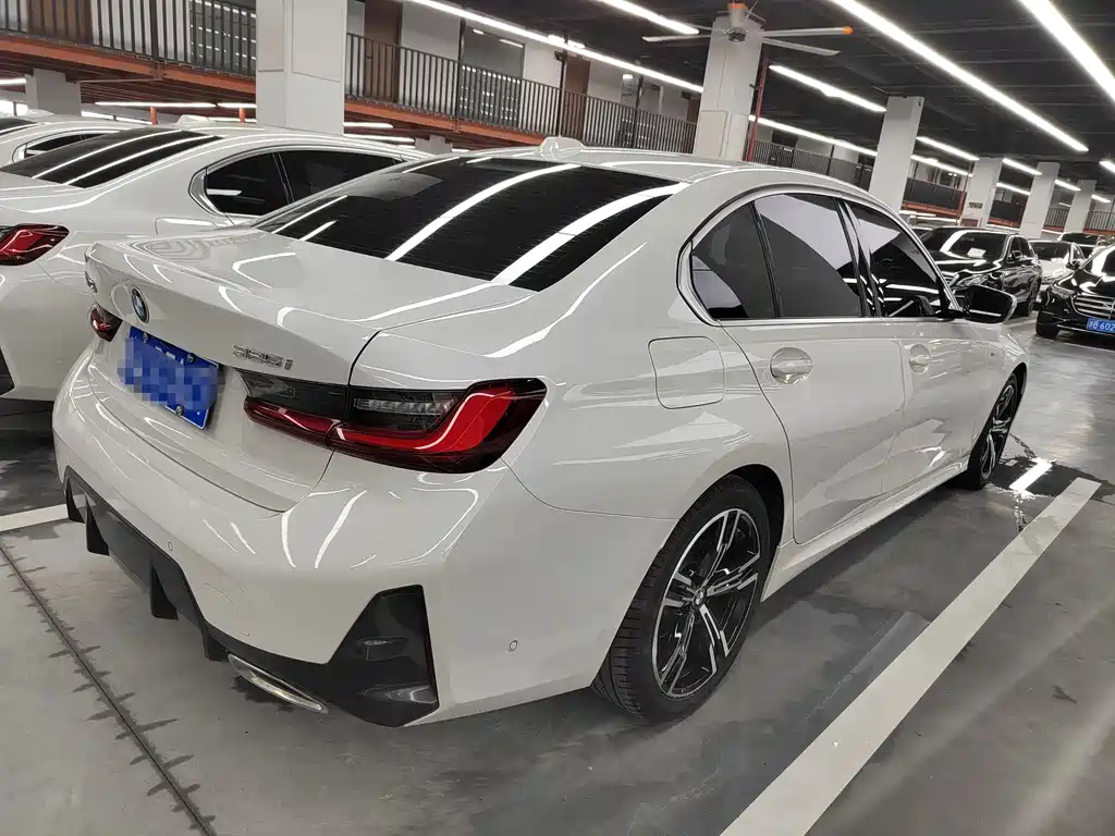 BMW 3 Series — миниатюра 14