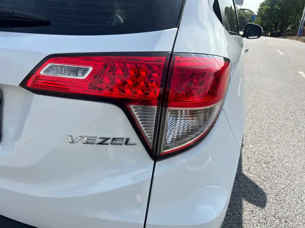 Honda Vezel — миниатюра 17
