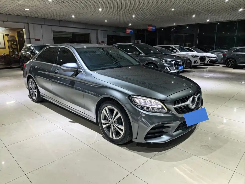Mercedes-Benz C-Class — миниатюра 3