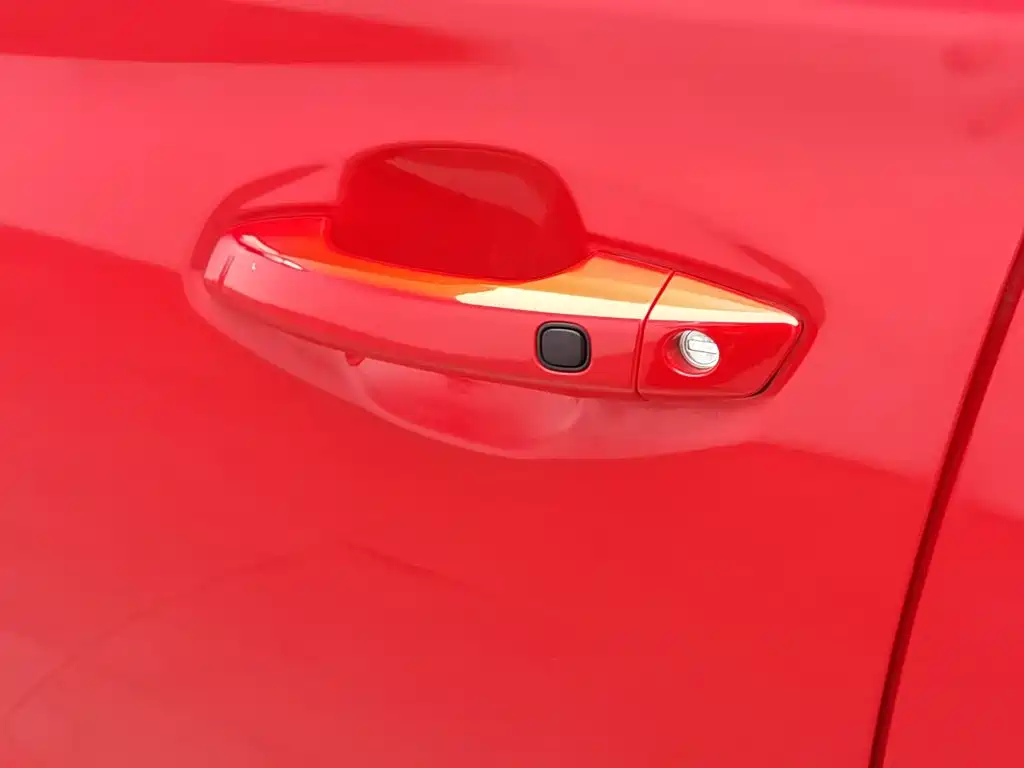 BYD Yuan — миниатюра 18