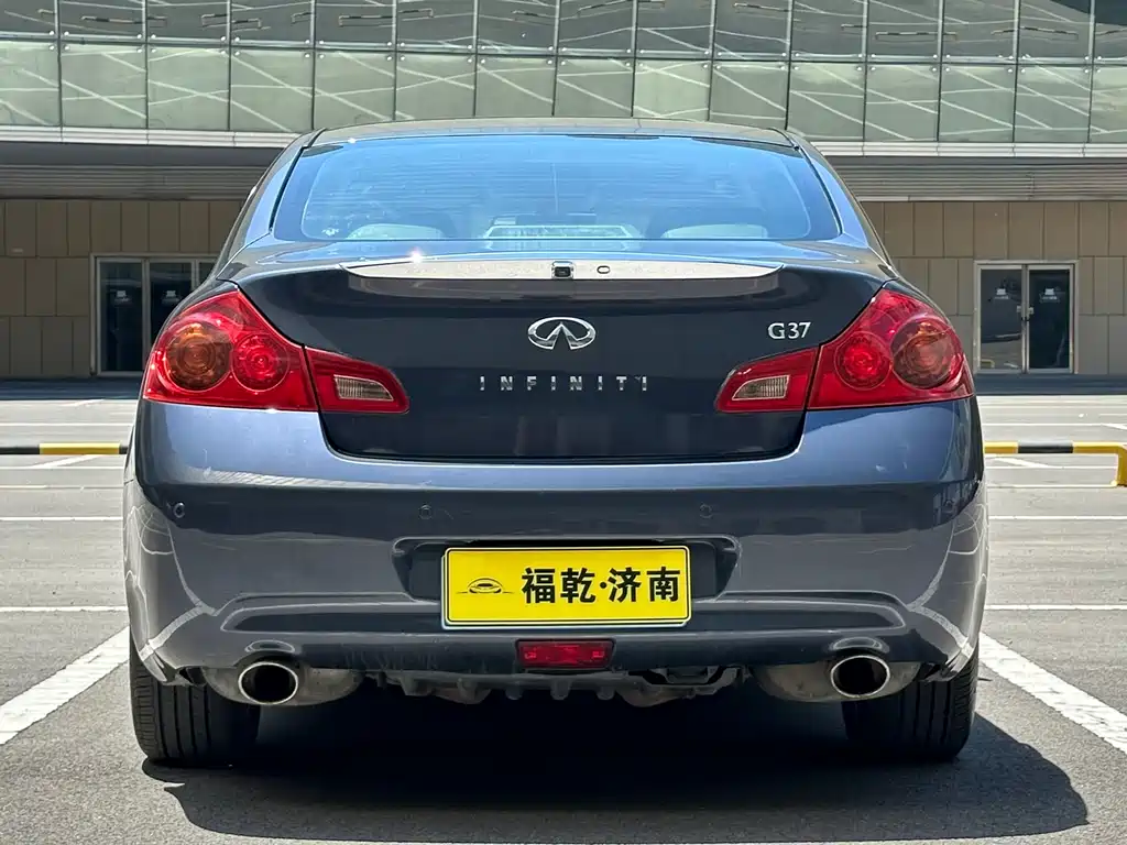 Infiniti G 2009 G37