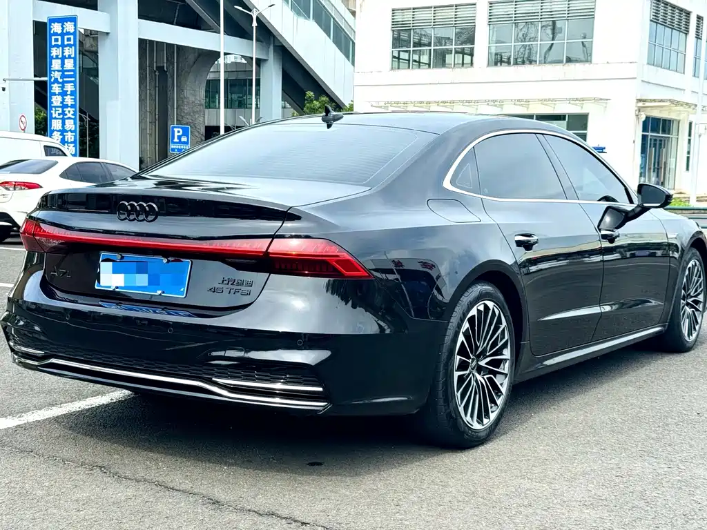Audi A7L — миниатюра 4