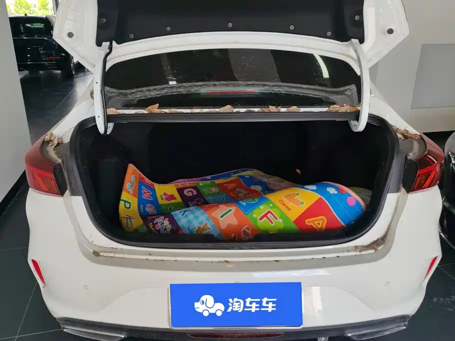 Changan Eado — миниатюра 4