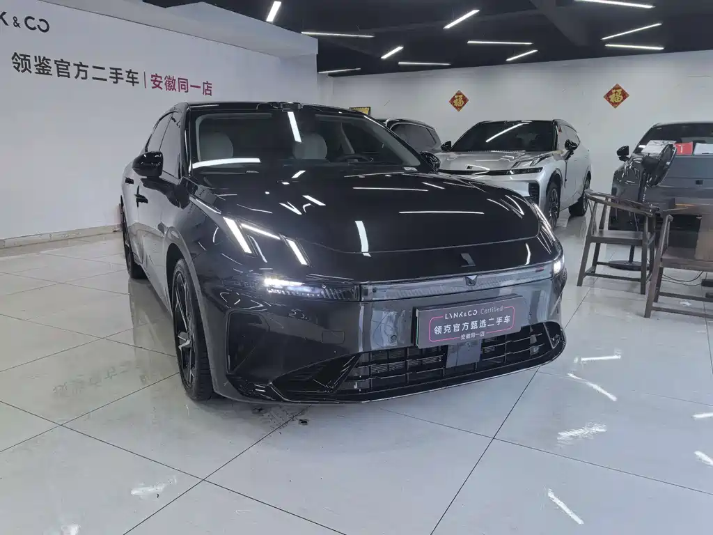 Lynk & Co 07 EM-P — миниатюра 3