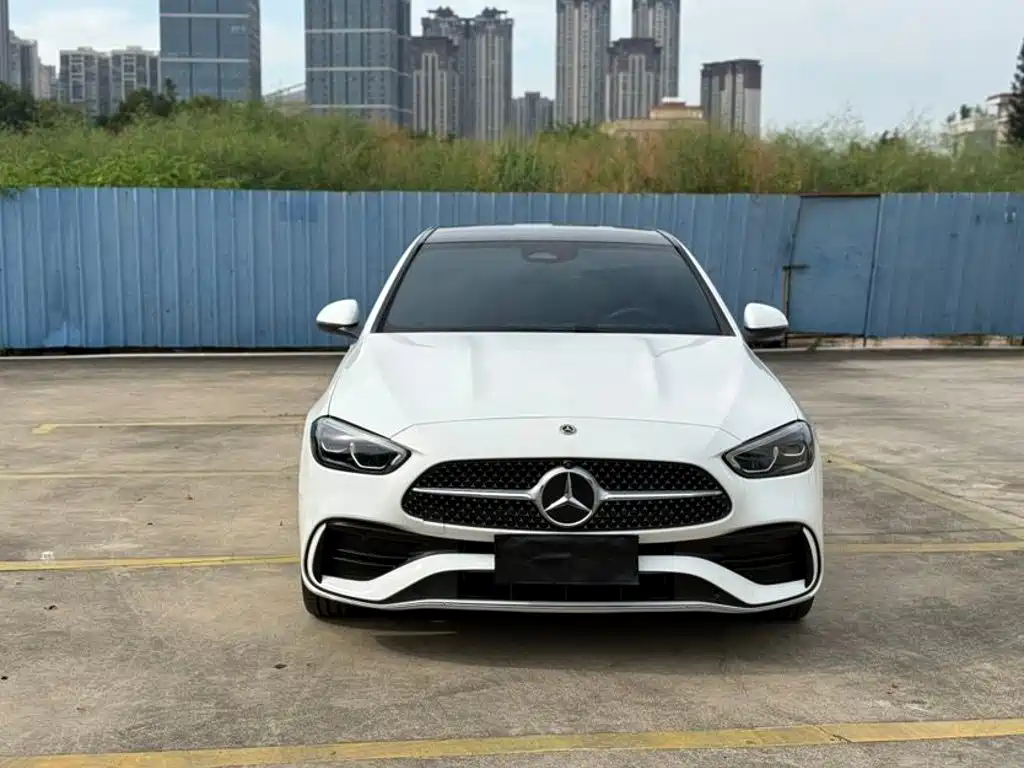 Mercedes-Benz C-Class — миниатюра 2