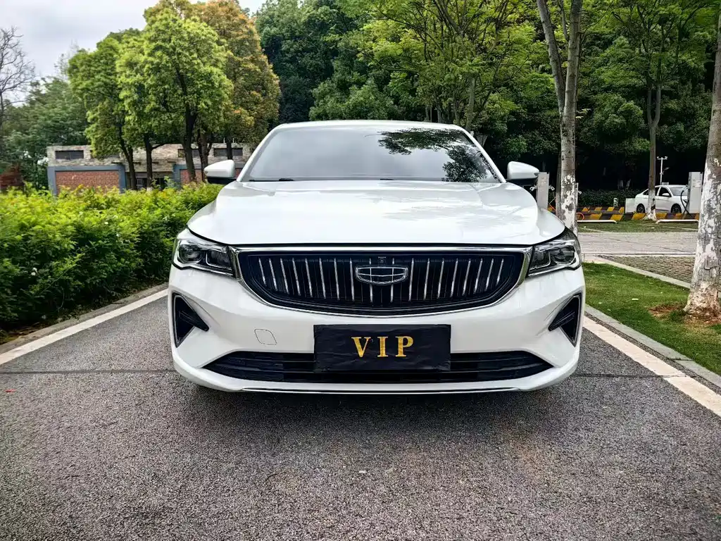 Geely Emgrand — миниатюра 2