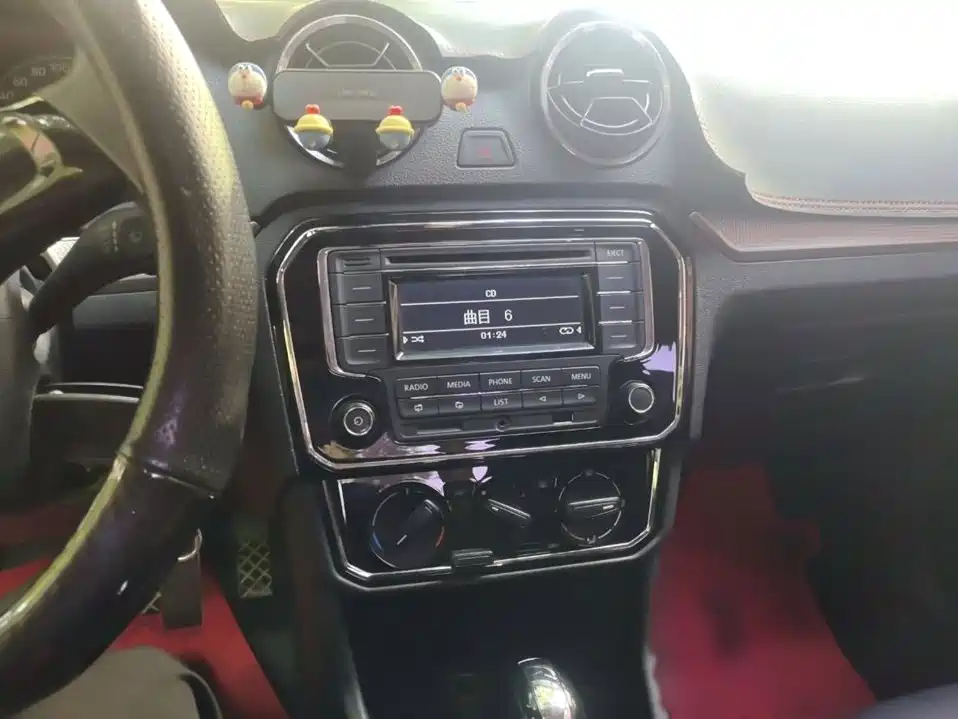 Volkswagen Jetta — миниатюра 15