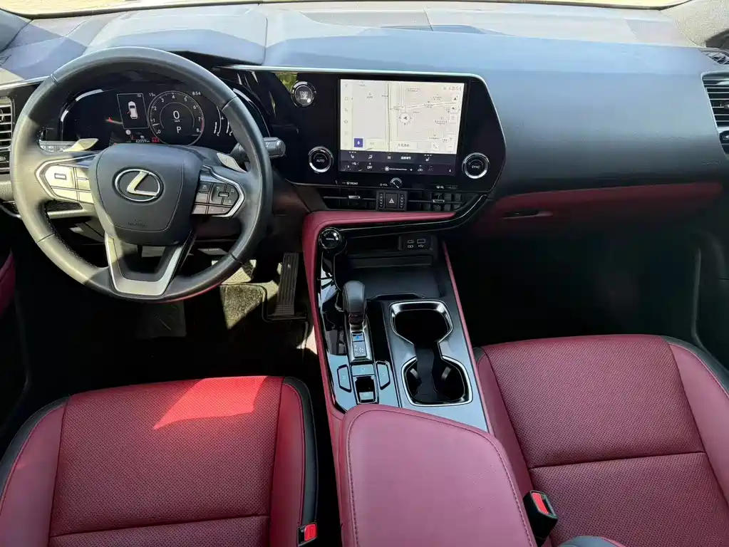 Lexus NX — миниатюра 7