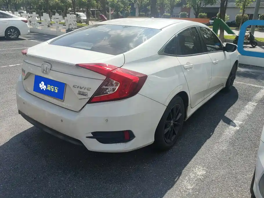 Honda Civic — миниатюра 3