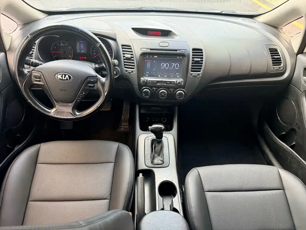 Kia K3 — миниатюра 5