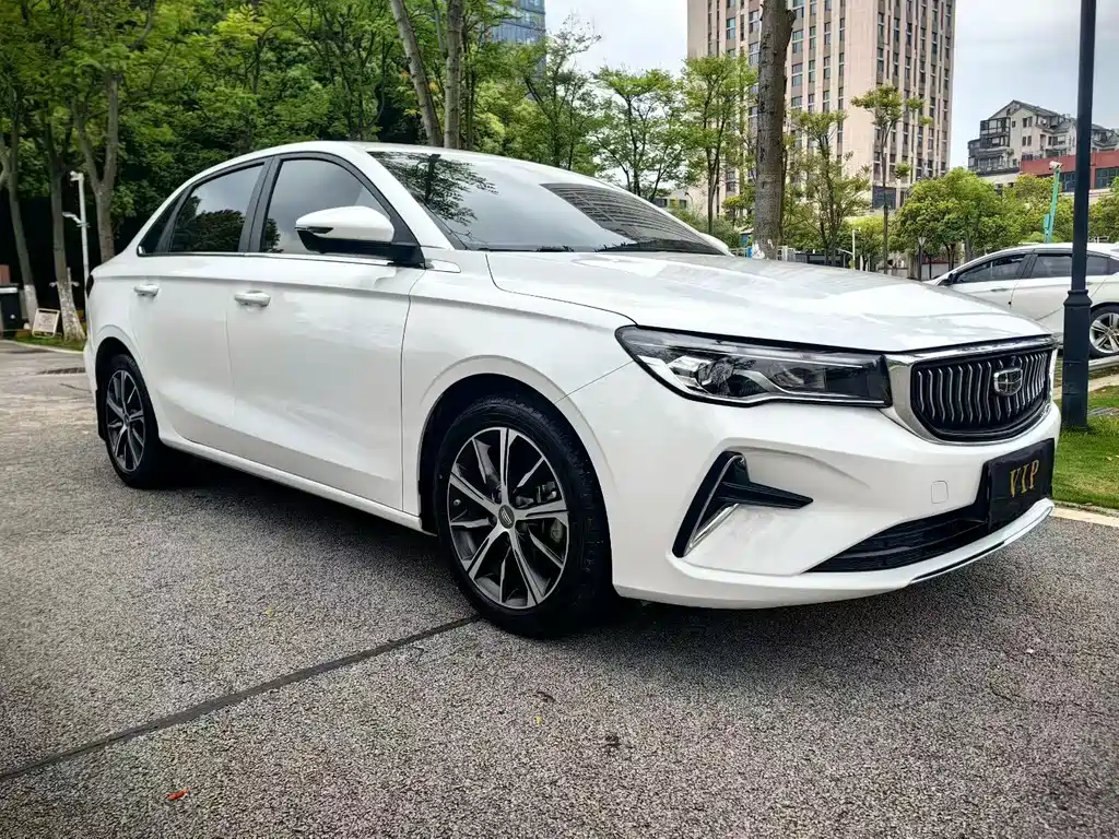 Geely Emgrand — миниатюра 3