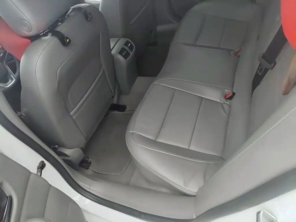 Chevrolet Malibu — миниатюра 17