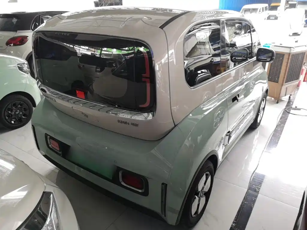 Baojun KiWi EV — миниатюра 7