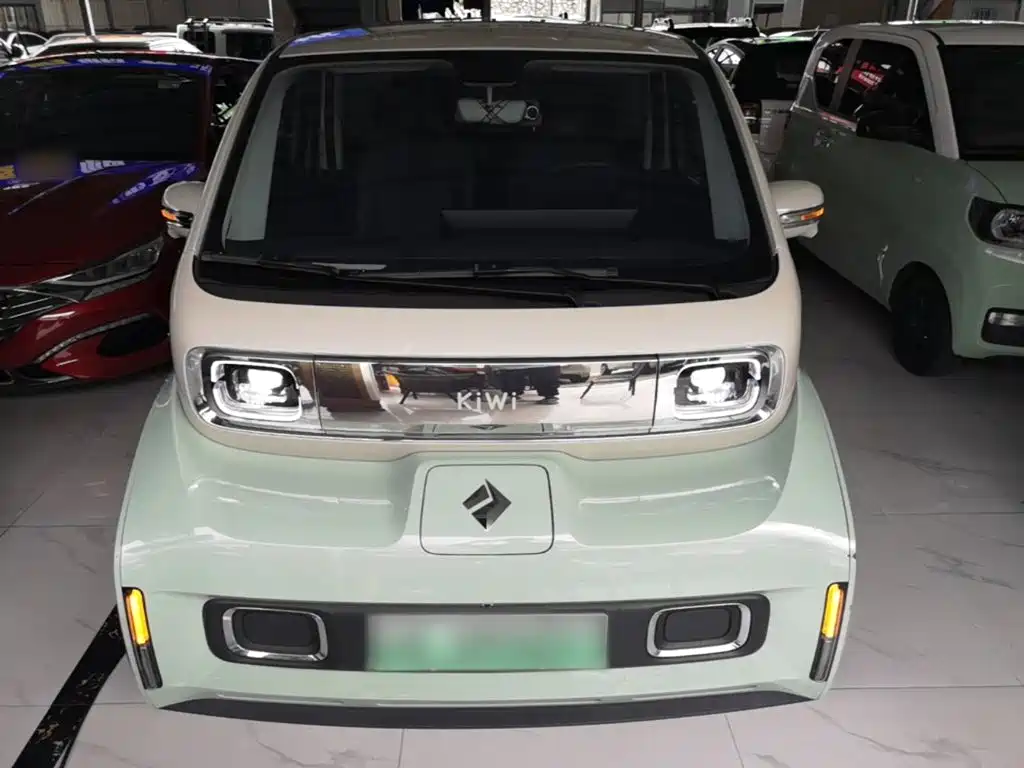 Baojun KiWi EV — миниатюра 3