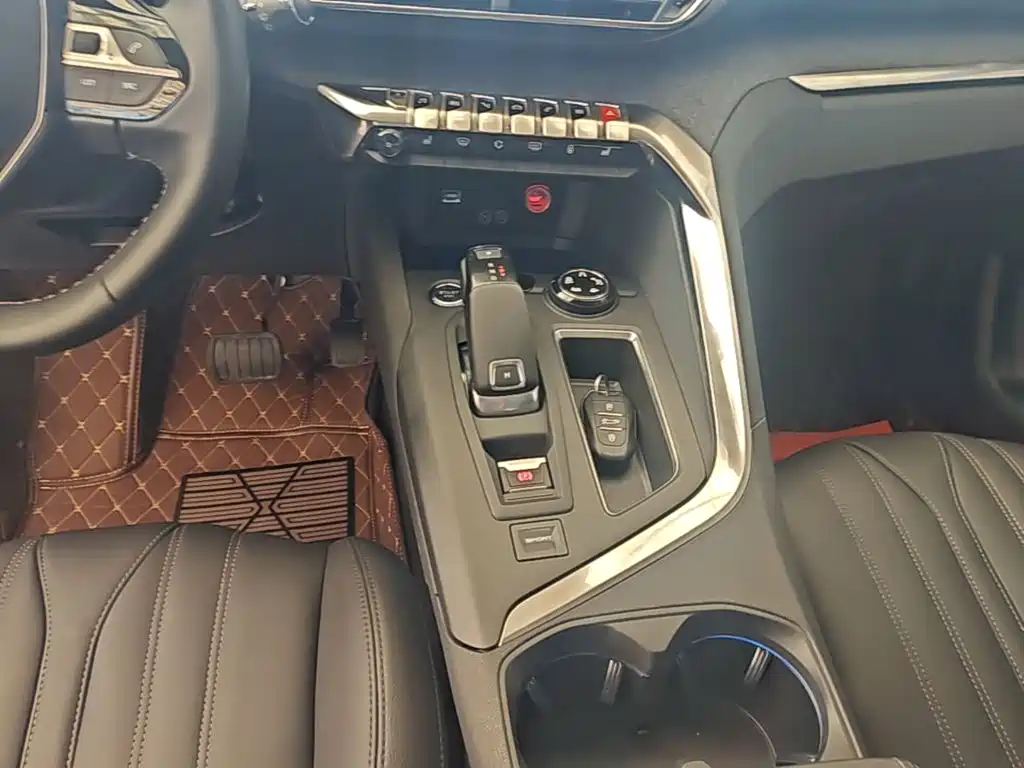Peugeot 4008 — миниатюра 14