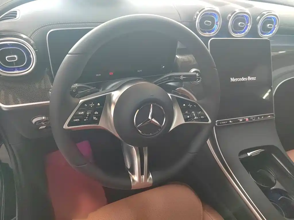 Mercedes-Benz GLC — миниатюра 4