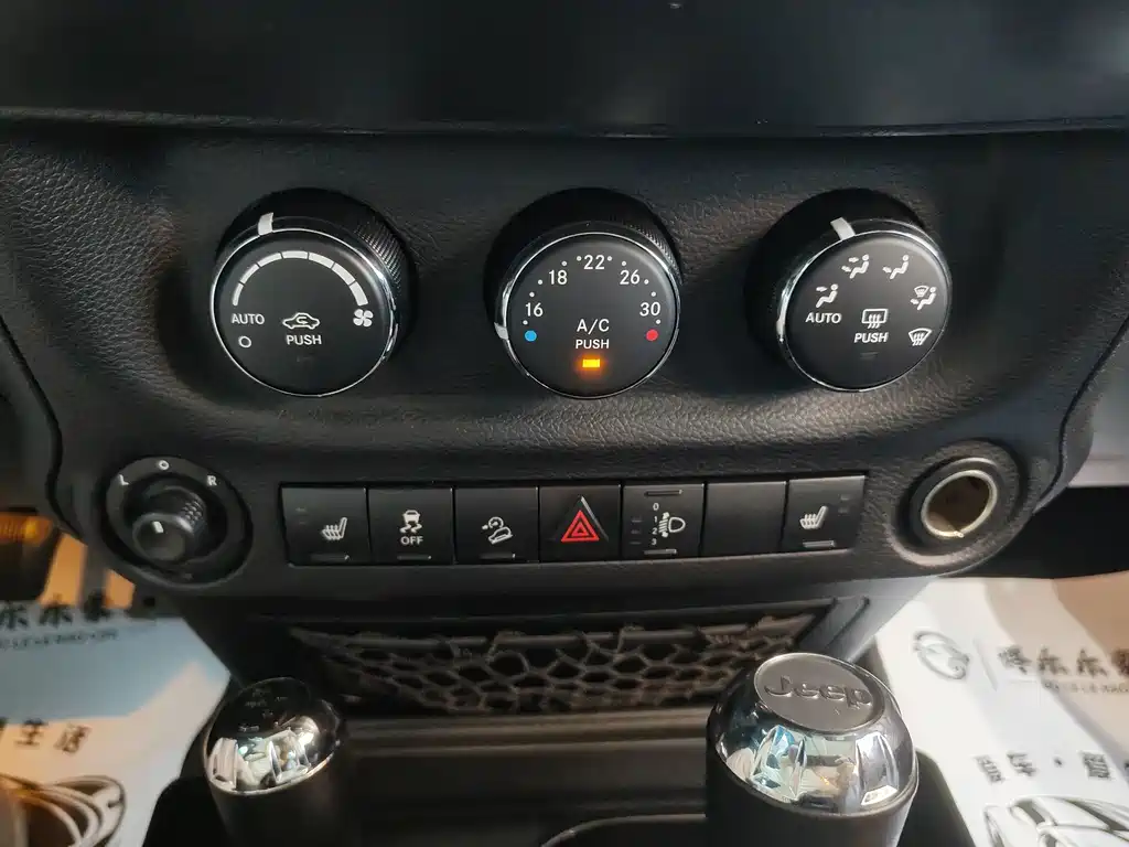 Jeep Wrangler — миниатюра 31