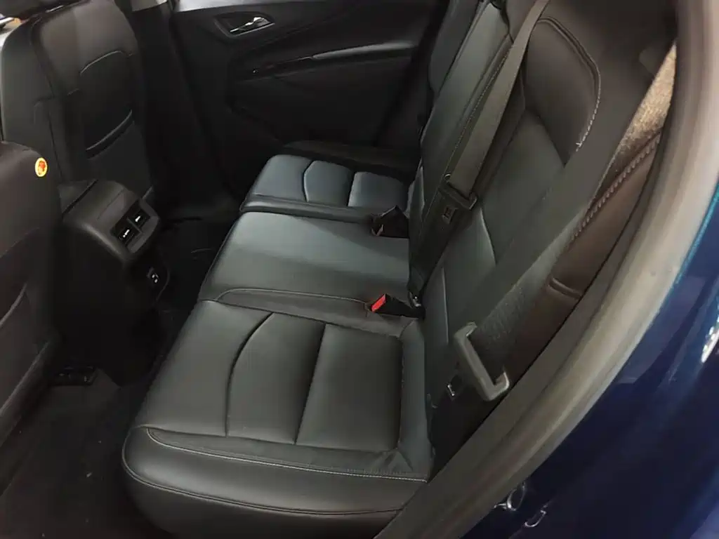 Chevrolet Equinox — миниатюра 17