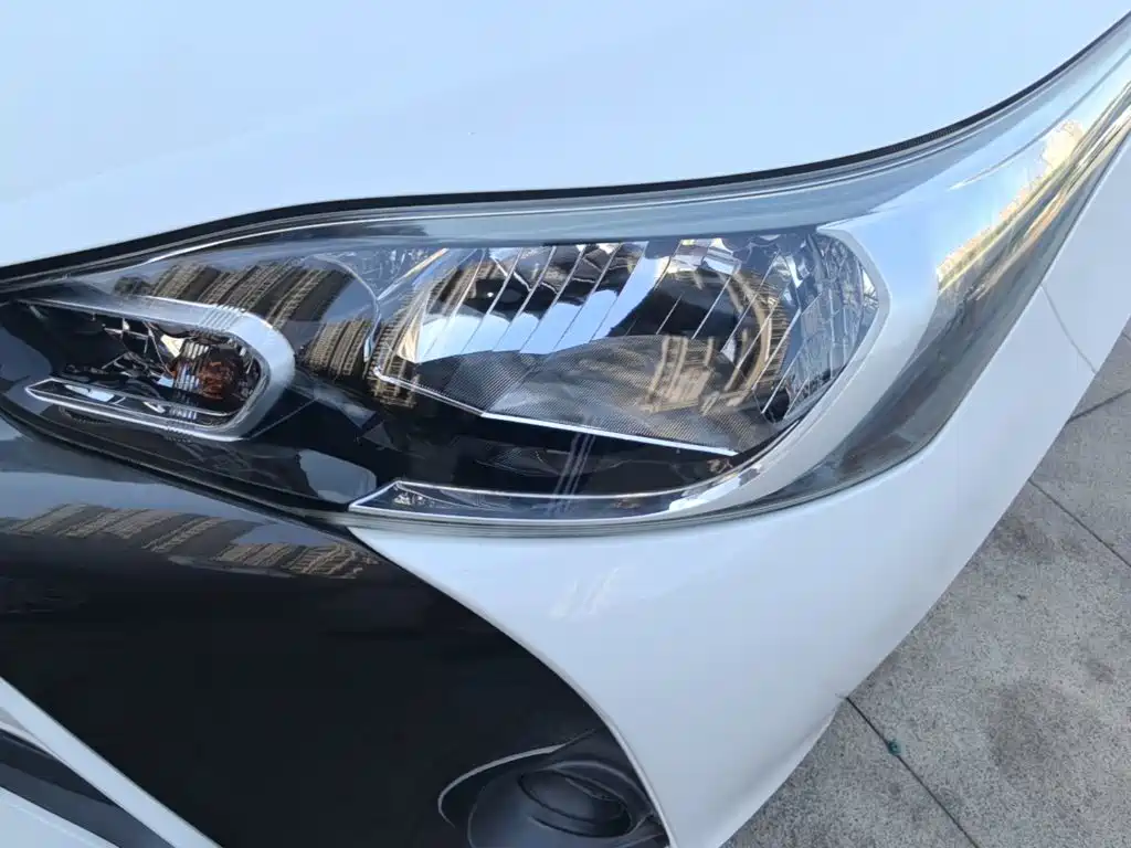 Toyota Yaris L — миниатюра 24