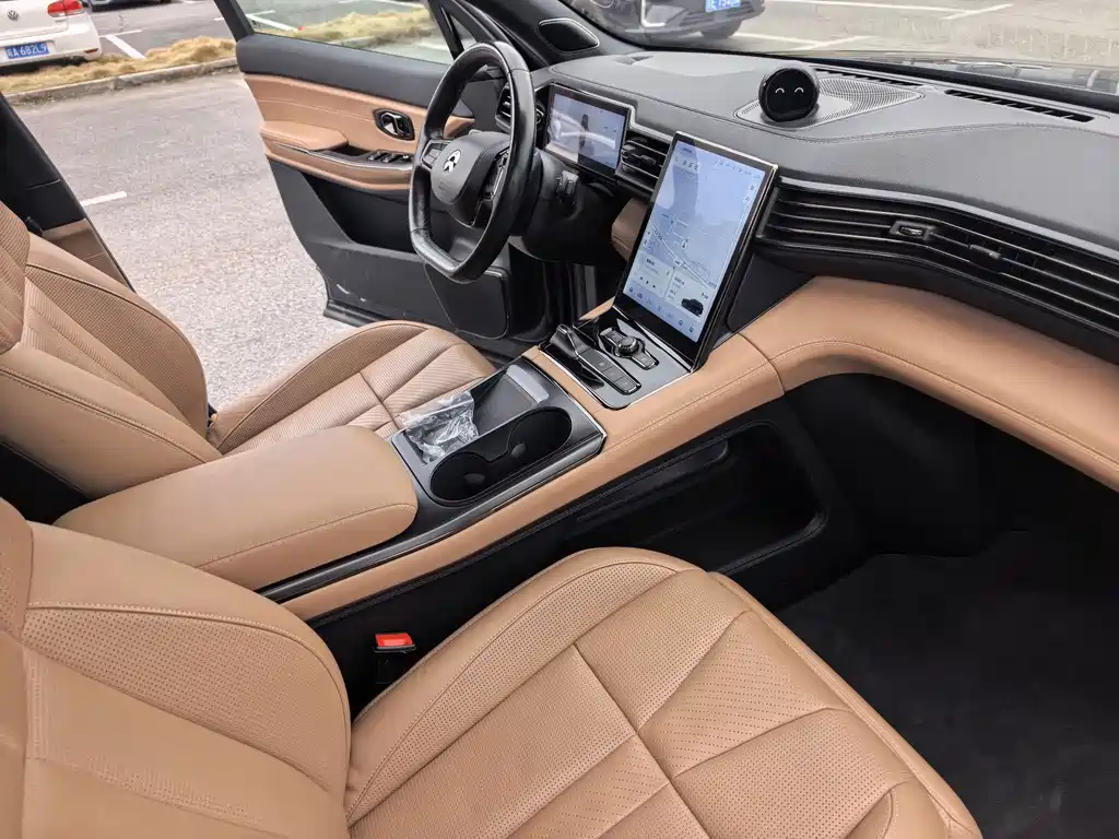 NIO ES8 — миниатюра 22