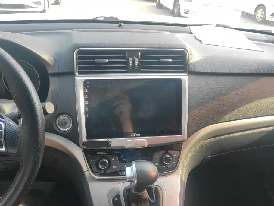 Haval M6 — миниатюра 13