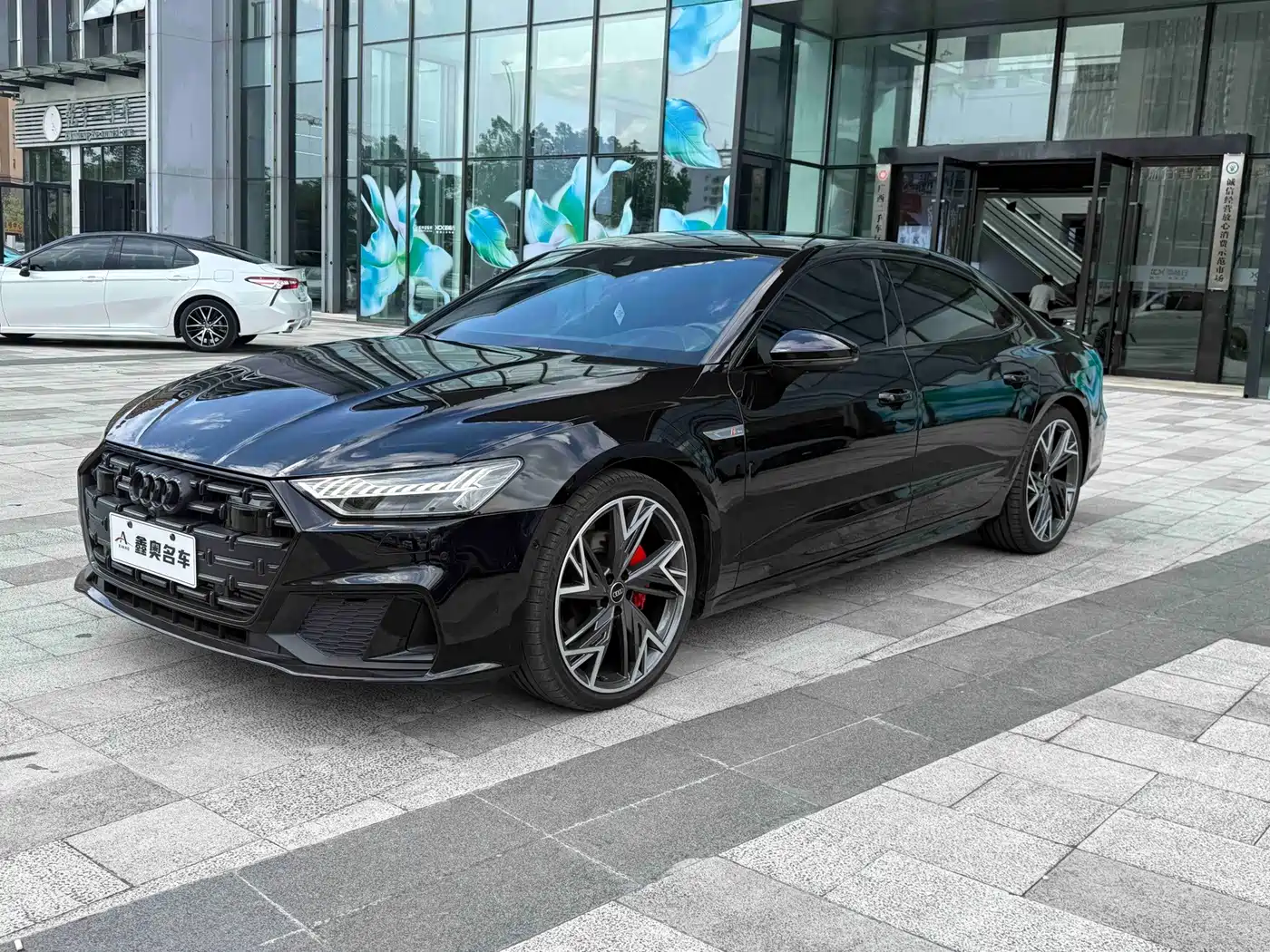奥迪A7L 2024款 45 TFSI quattro S-line 黑武士版 2024